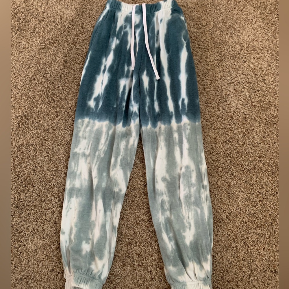 Women’s Tye Dye Sweats
